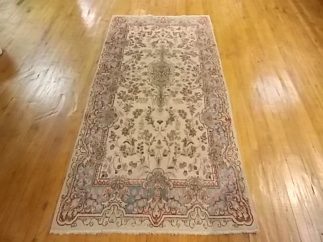 TRUE PERSIAN SEMI ANTIQUE KERMAN RUG 4.0 X 7.10: AN AUTHENTIC RARE SEMI ANTIQUE PERSIAN KERMAN AREA RUG THAT MEASURES 4.0 X 7.10 . RUG IS ALL HAND DONE, HAND KNOTTED, MADE FROM 100% WOOL ON A COTTON PILE WITH ALL NATURAL VEGETABLE DYES. RUG IS APPRO