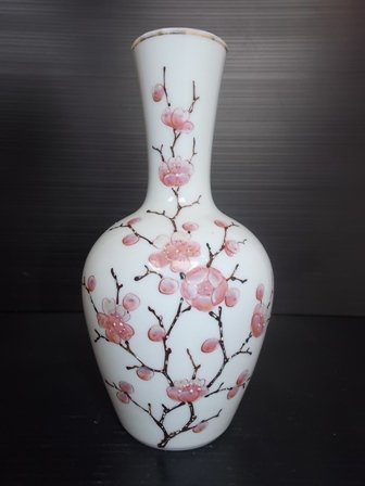 ANTIQUE ART GLASS DOGWOOD CHERRY BLOSSOM VASE (1 of 4)