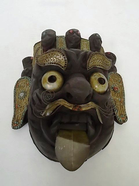 EARLY ANTIQUE TIBETAN OR HIMALAYAN MASK W/ TURQUOISE (1 of 10)