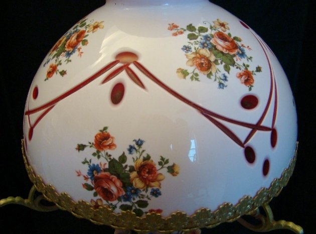 Capodimonte Vintage Table Lamp with a Glass Shade - 9