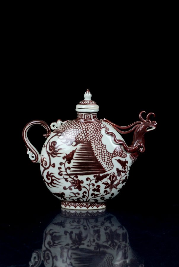 A Top Grade Chinese Ming Copper Red Porcelain Cover Pot: A Top Grade Chinese Ming Dynasty Copper Red Porcelain Cover Pot, Auction Classification and Museum Quality Guarantee, Size: H*W 24*27cm.