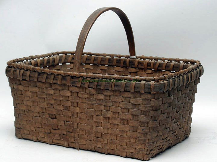 Shenandoah Valley Oak Splint Farm Basket (1 of 1)
