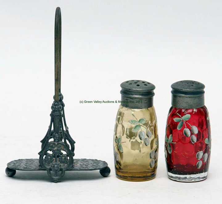 Short Barrel Inverted Thumbprint Salt Shaker Set (1 of 1)