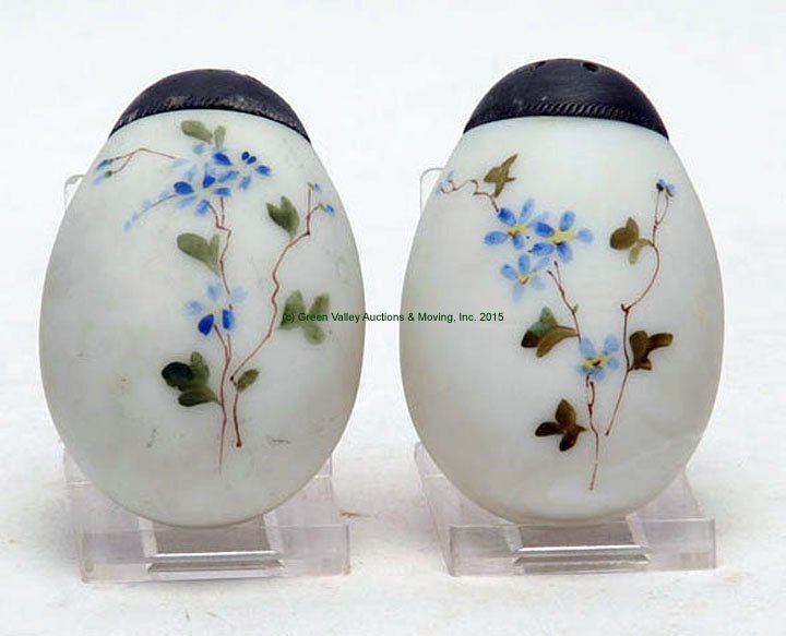 Mt. Washington Egg Flat Sided Salt Shakers (1 of 1)