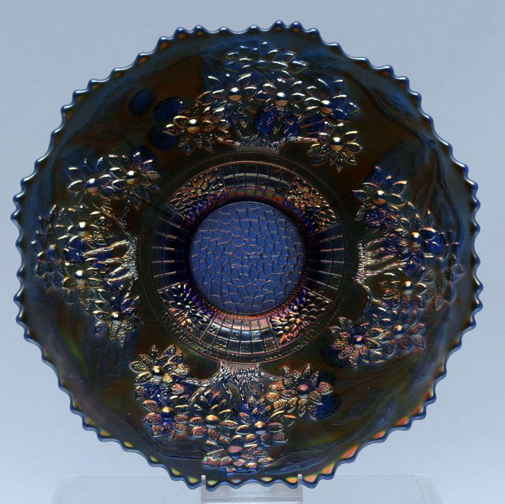 Fenton Carnival Glass Orange Tree Plate (1 of 2)