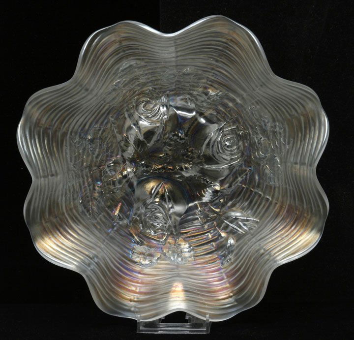 Northwood Rose Show White Carnival Bowl (1 of 1)