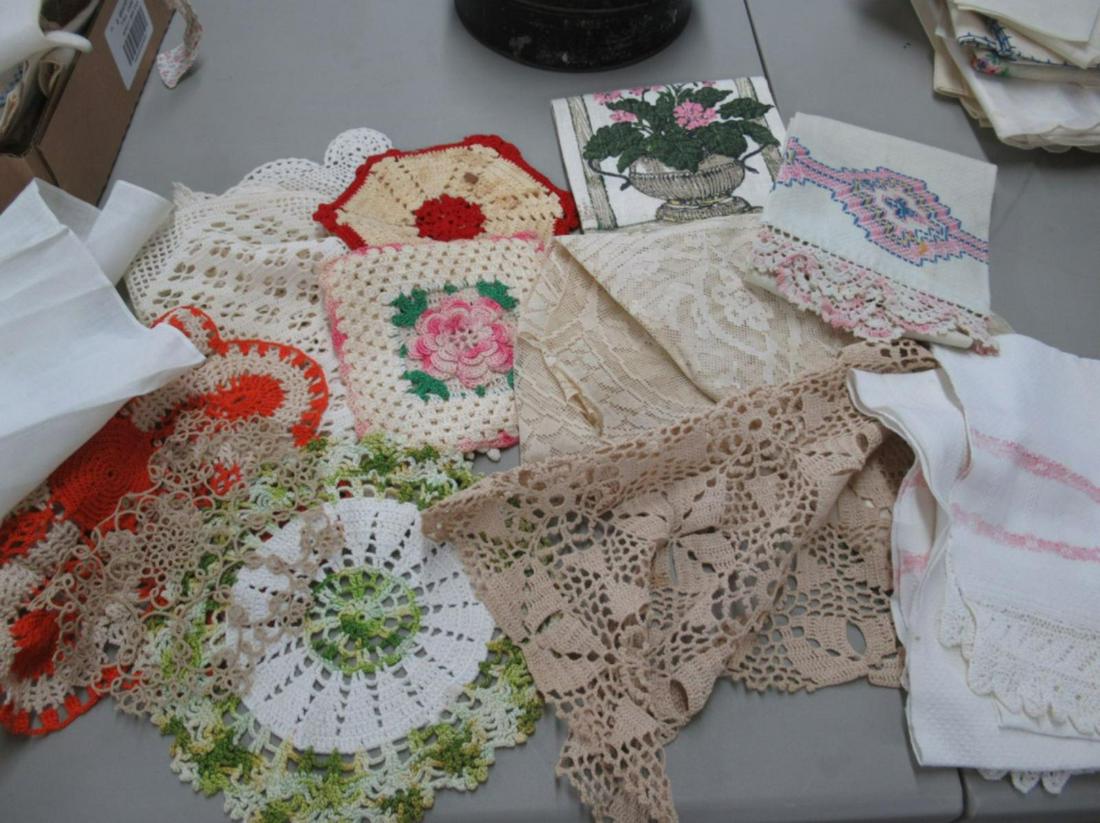 Crocheted Doilies, Hand Bag, Lace Linens: Crocheted Doilies, Hand Bag, Lace Linens clean