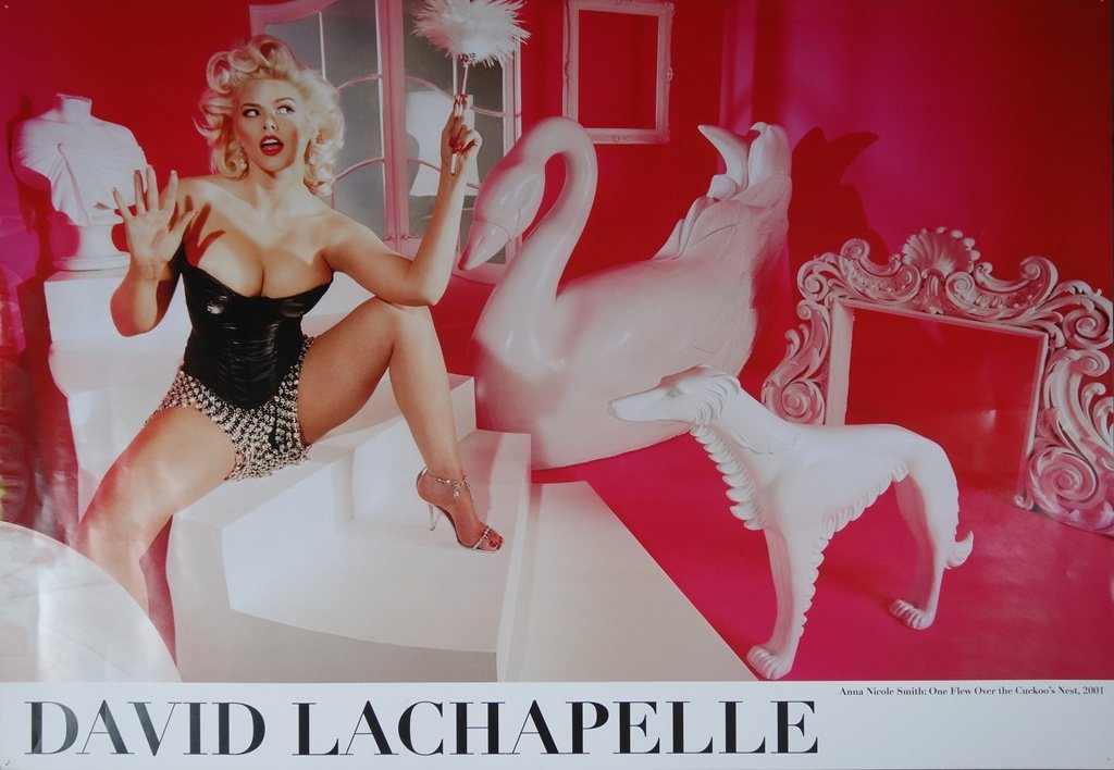 LACHAPELLE David : "Anna Nicole SMITH" - ORIGINAL: TITLE : Anna Nicole Smith MEDIUM : High quality offset PAPER : Heavy glossy paper YEAR : 2001 SIZE : 27 x 39" CONDITION : Very good condition : small pin holes at the corner, left edge lightly discolo