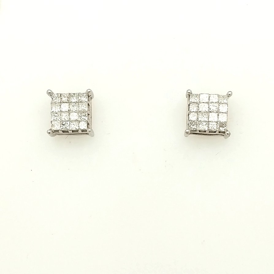A Pair Of Diamond Cluster Studs (1 of 3)