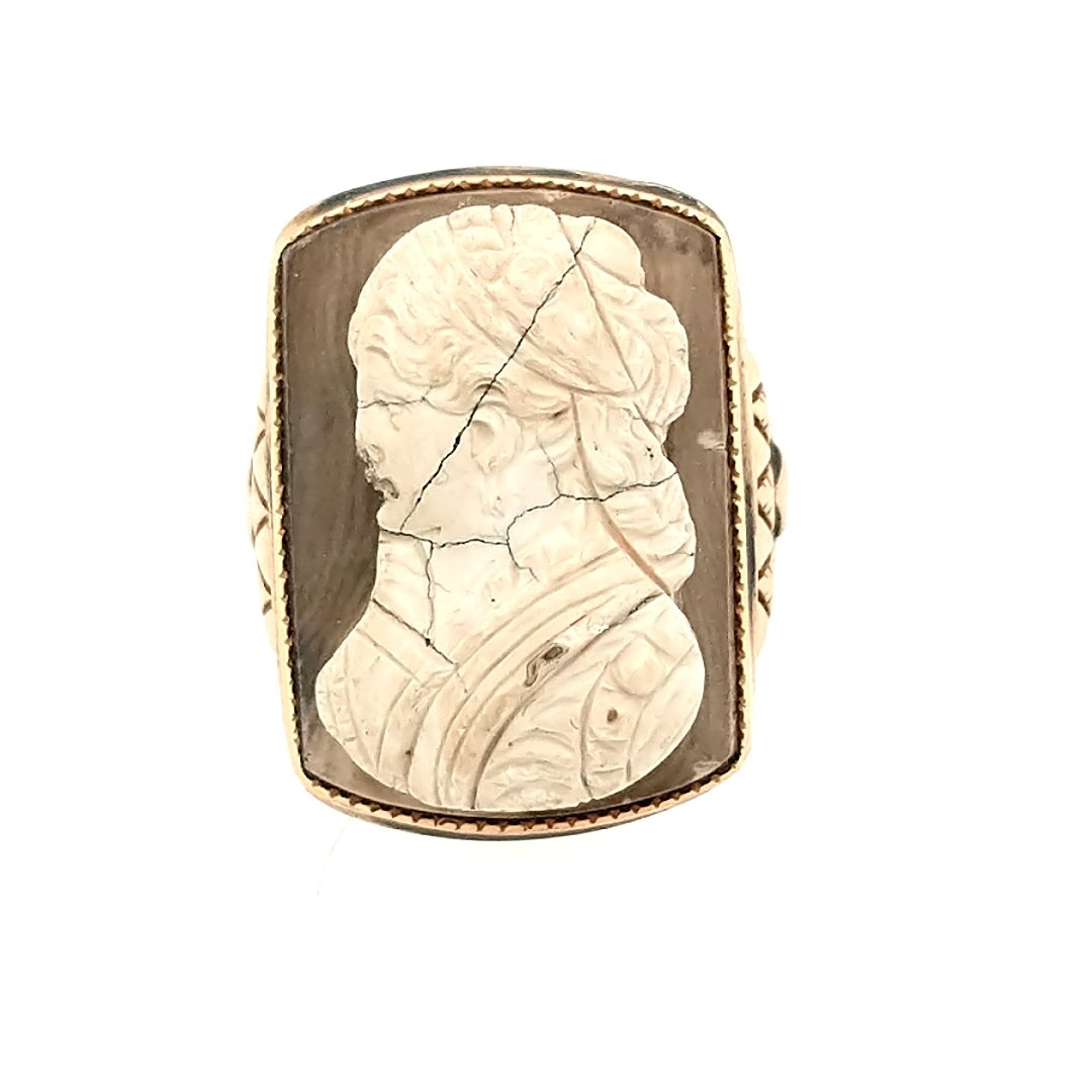 A Cameo Ring: Crafted in 14k yellow gold Size: 5.5 ring size Weight: 5.4dwt