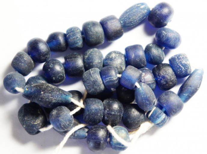 Malay States Primitive Bead Money (manik), 40 Pcs