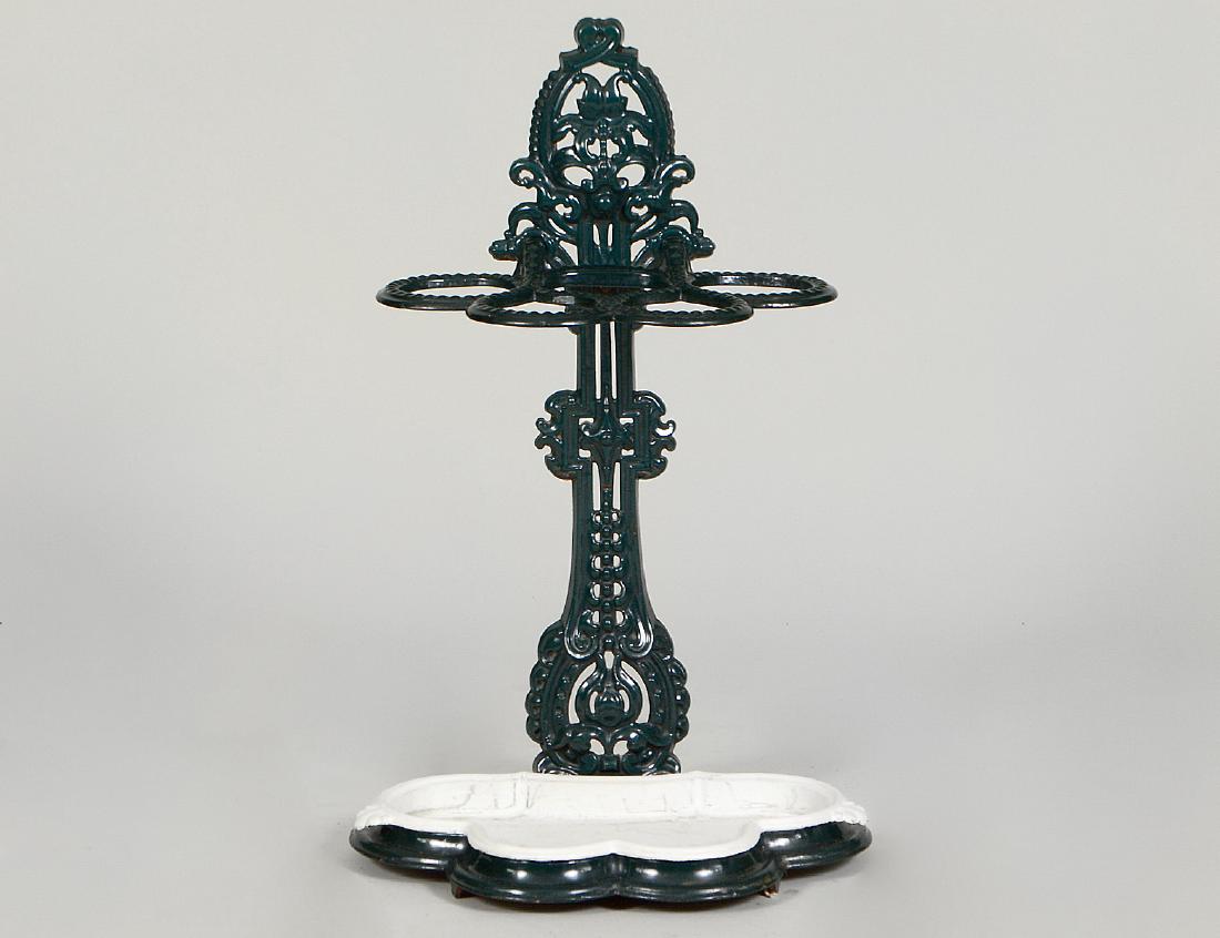 VICTORIAN PAINTED CAST IRON UMBRELLA STAND (1 of 3)