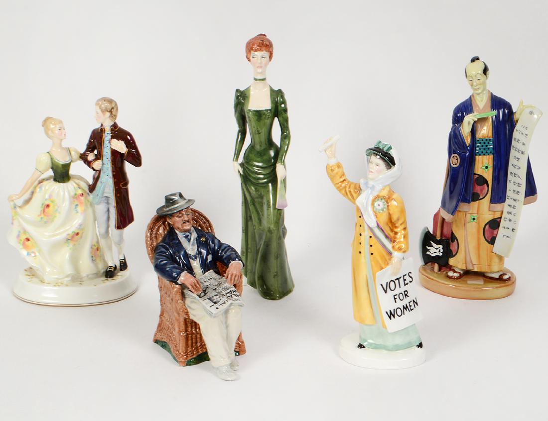 GROUP OF FIVE ROYAL DOULTON FIGURES (1 of 6)