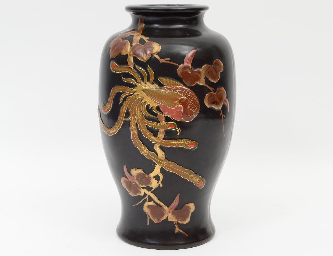 JAPANESE GILT DECORATED LACQUERD WOOD VASE (1 of 5)