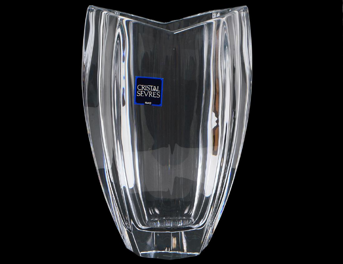 SEVRES COLORLESS CRYSTAL VASE (1 of 3)