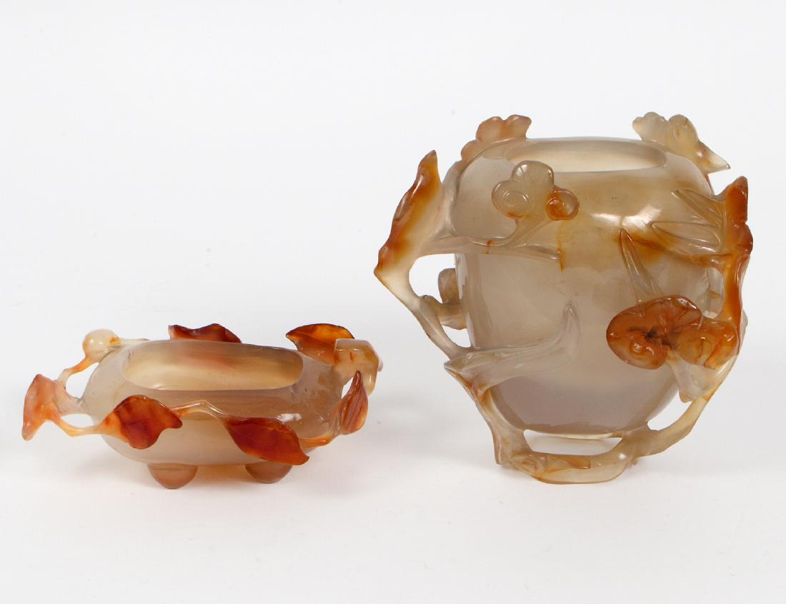 TWO CHINESE TRANSLUCENT AGATE SMALL VESSELS (1 of 4)
