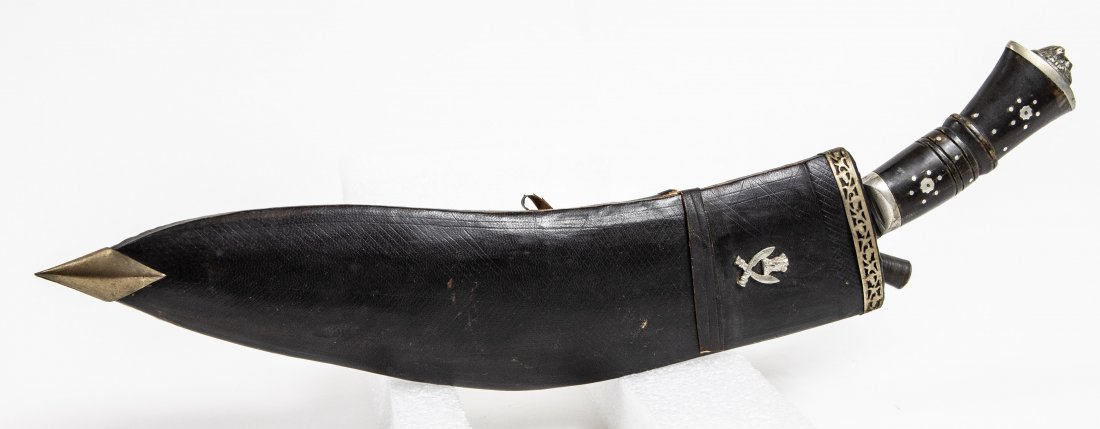 GURKHA’S INLAID HARDWOOD STEEL BLADE KUKRI (1 of 3)
