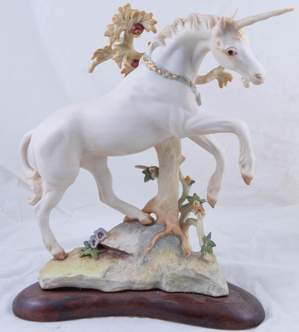 CYBIS PORCELAIN UNICORN & ISPANKY PORC UNICORN (1 of 5)