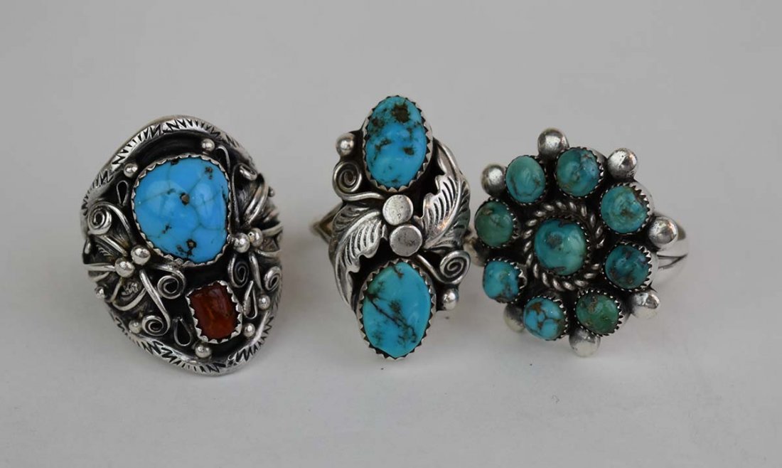 THREE NAVAJO TURQUOISE INSET SILVER RINGS (1 of 6)