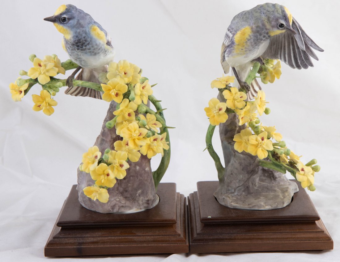 PAIR OF ROYAL WORCESTER DOROTHY DOUGHTY BIRD GROUPS (1 of 6)