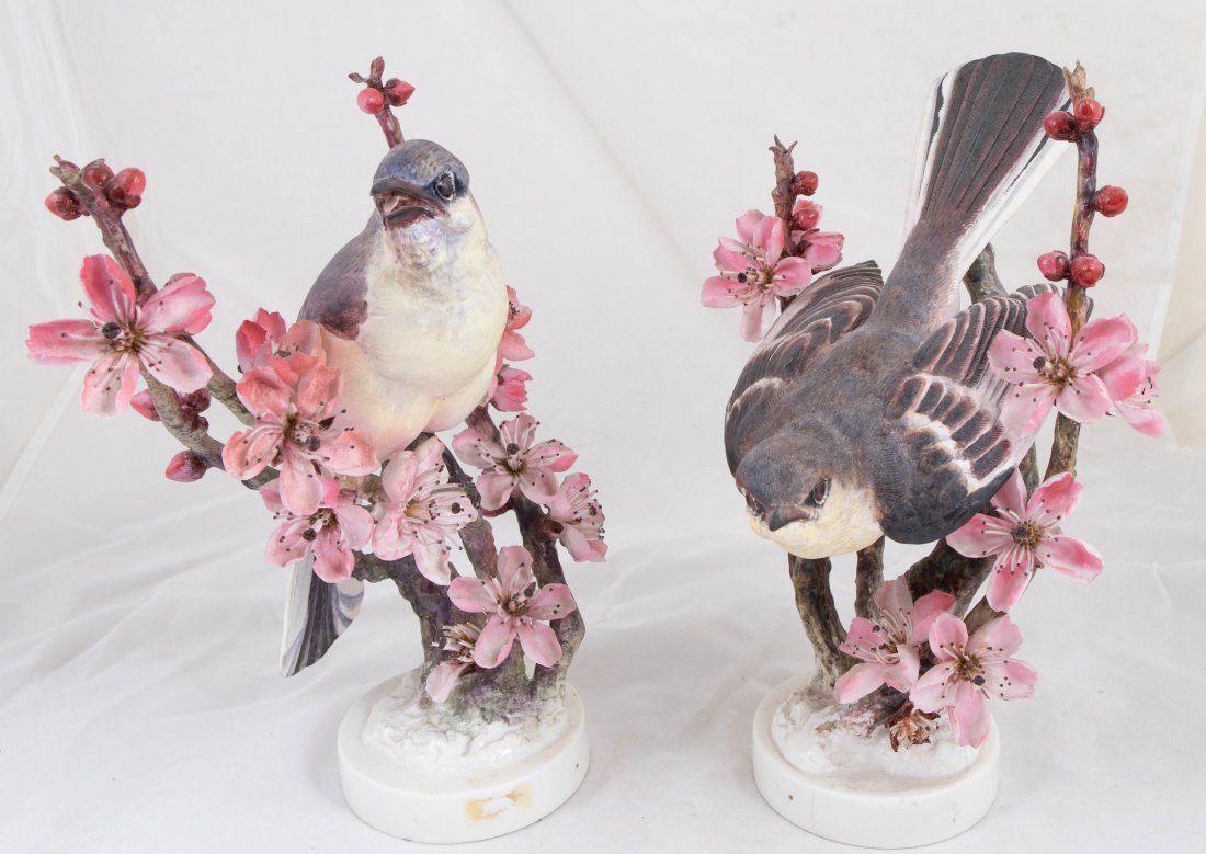 PAIR OF ROYAL WORCESTER DOROTHY DOTY BIRD GROUPS (1 of 4)