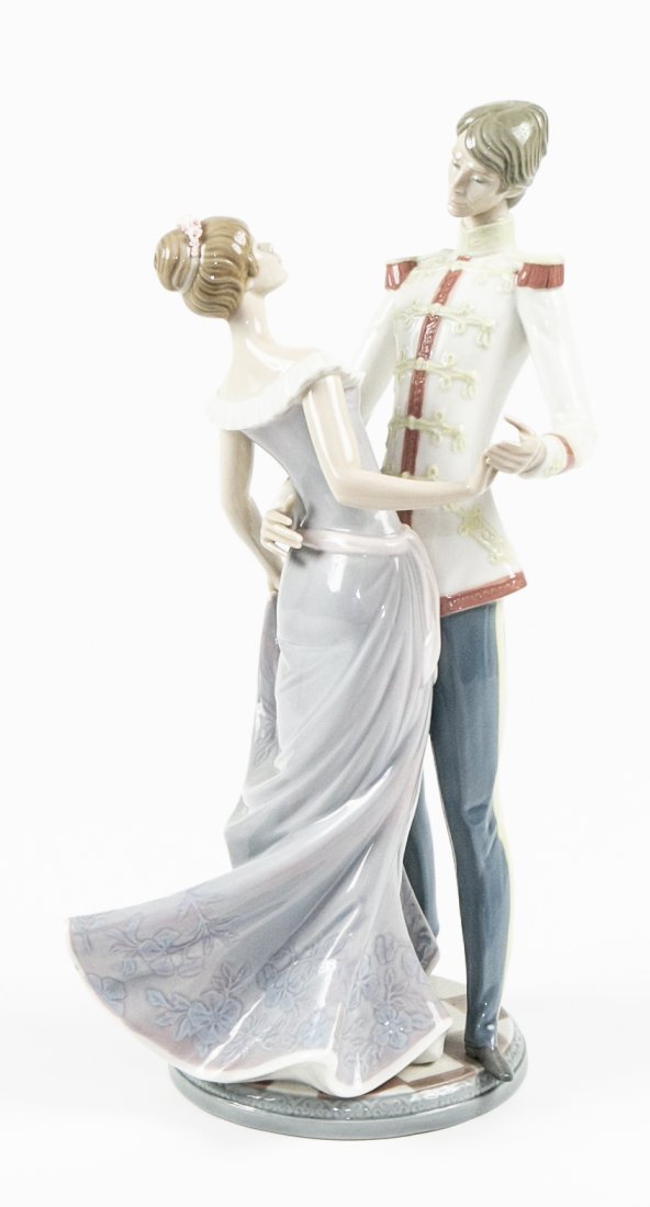 LLADRO CINDERELLA & PRINCE CHARMING DANCING (1 of 4)