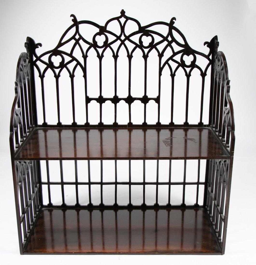 GEORGIAN MAHOGANY FRET-CARVED SHELVING UNIT (1 of 3)