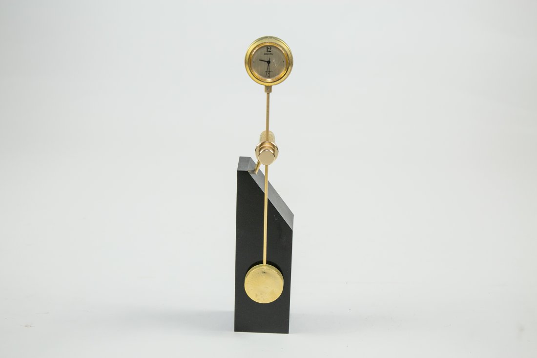 SEIKO QUARTZ PENDULUM CLOCK (1 of 1)