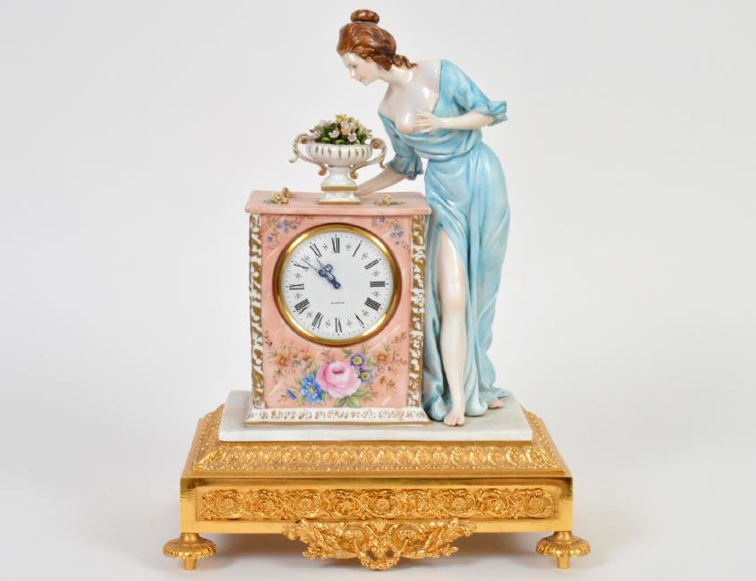 TICHE GILT METAL MOUNTED PORCELAIN MANTLE CLOCK (1 of 11)