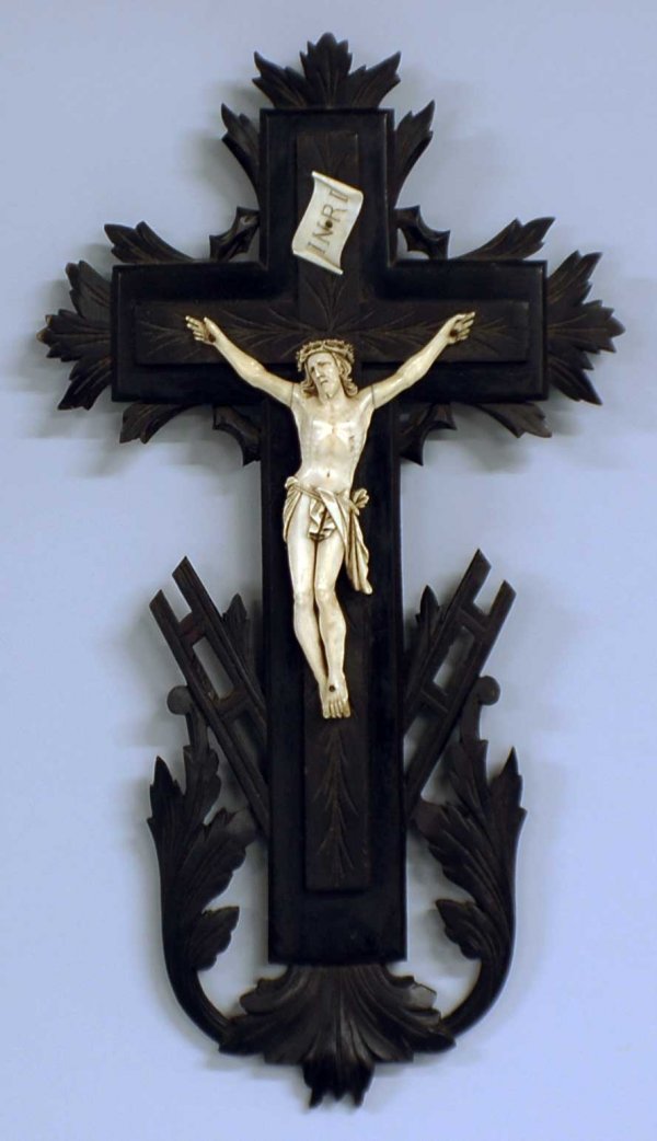 CONTINENTAL CARVED IVORY AND WOOD CRUCIFIX