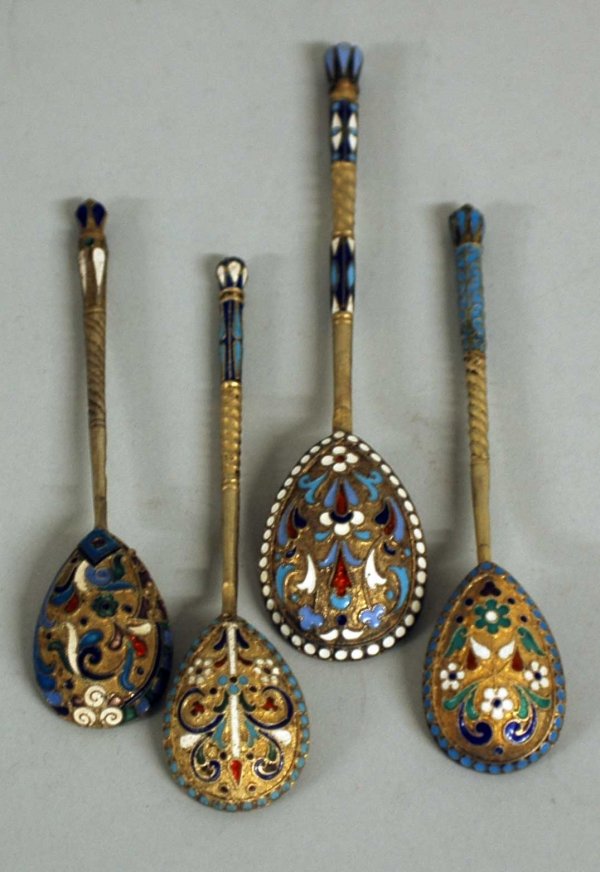 FOUR RUSSIAN SILVER GILT/ENAMEL TEA SPOONS