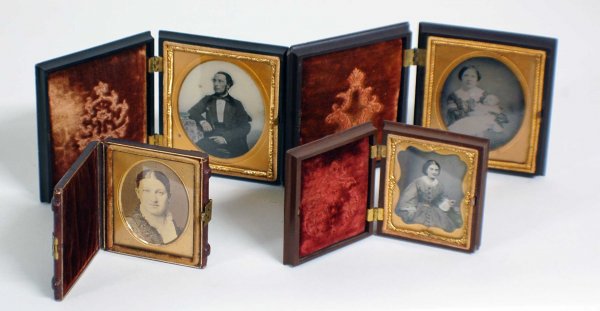 THREE DAGUERREOTYPE PHOTOGRAPHS (1 of 2)