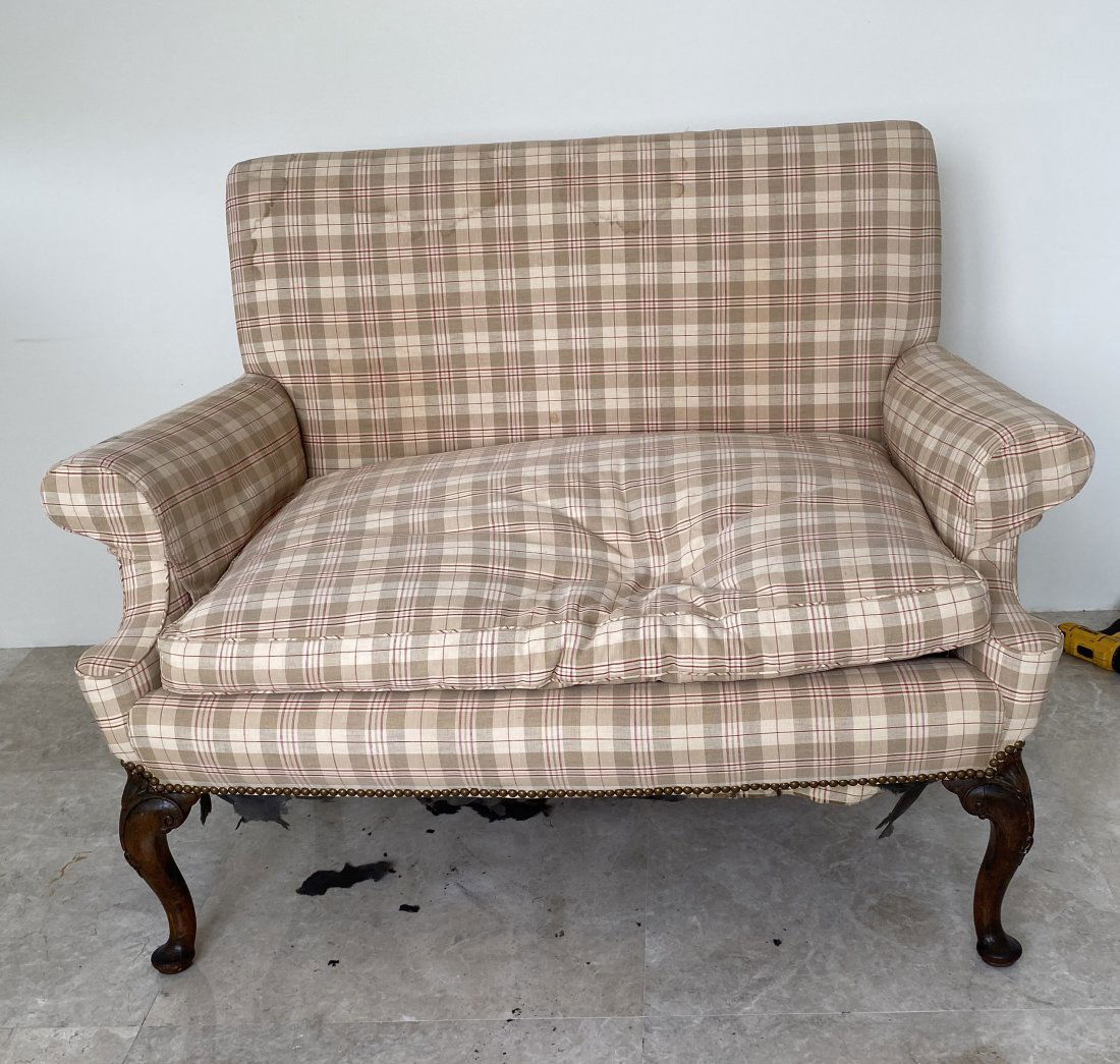QUEEN ANNE WALNUT UPHOLSTERED SMALL SETTEE (1 of 5)