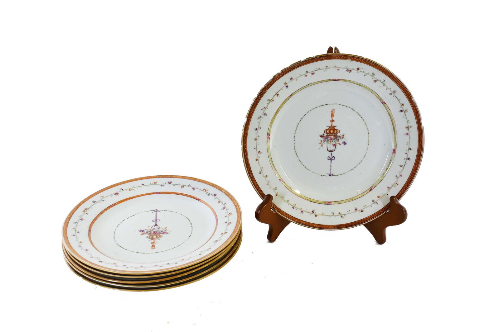 SET OF SIX CHINESE-EXPORT PORCELAIN PLATES (1 of 7)