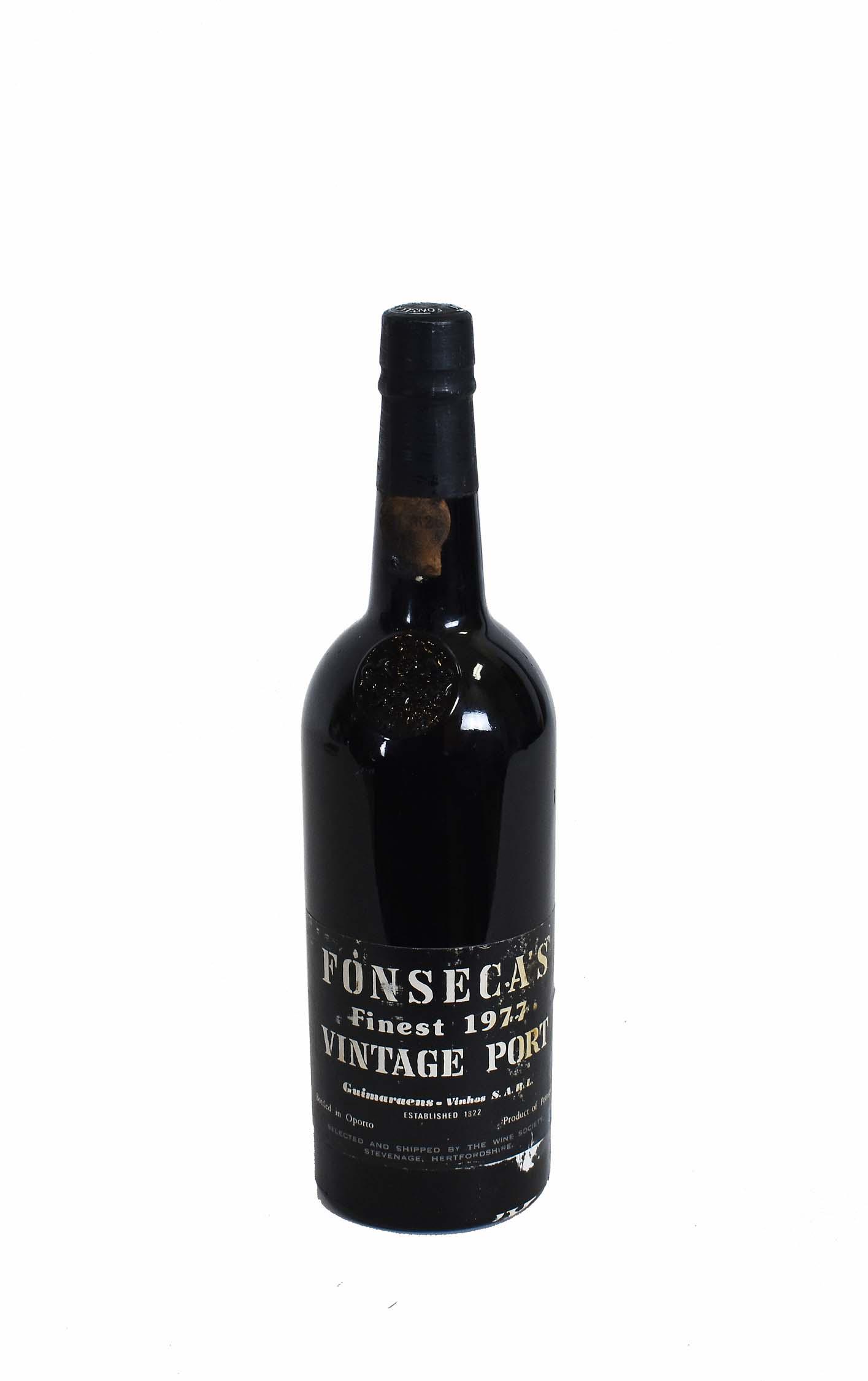 FONSECA VINTAGE PORT, 1977, ml 750: cf. Wine Spectator, 100. Dark ruby center, with a dark garnet edge. Aromas of flowers, blackberry and licorice. Subtle and complex. Wow. What a palate. Full, concentrated and rich, yet balanced and be