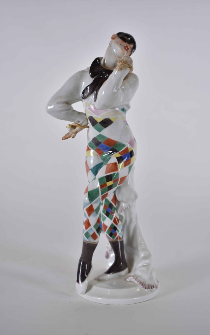 MEISSEN HARLEQUIN FIGURE BY PAUL SCHEURICH (1 of 4)