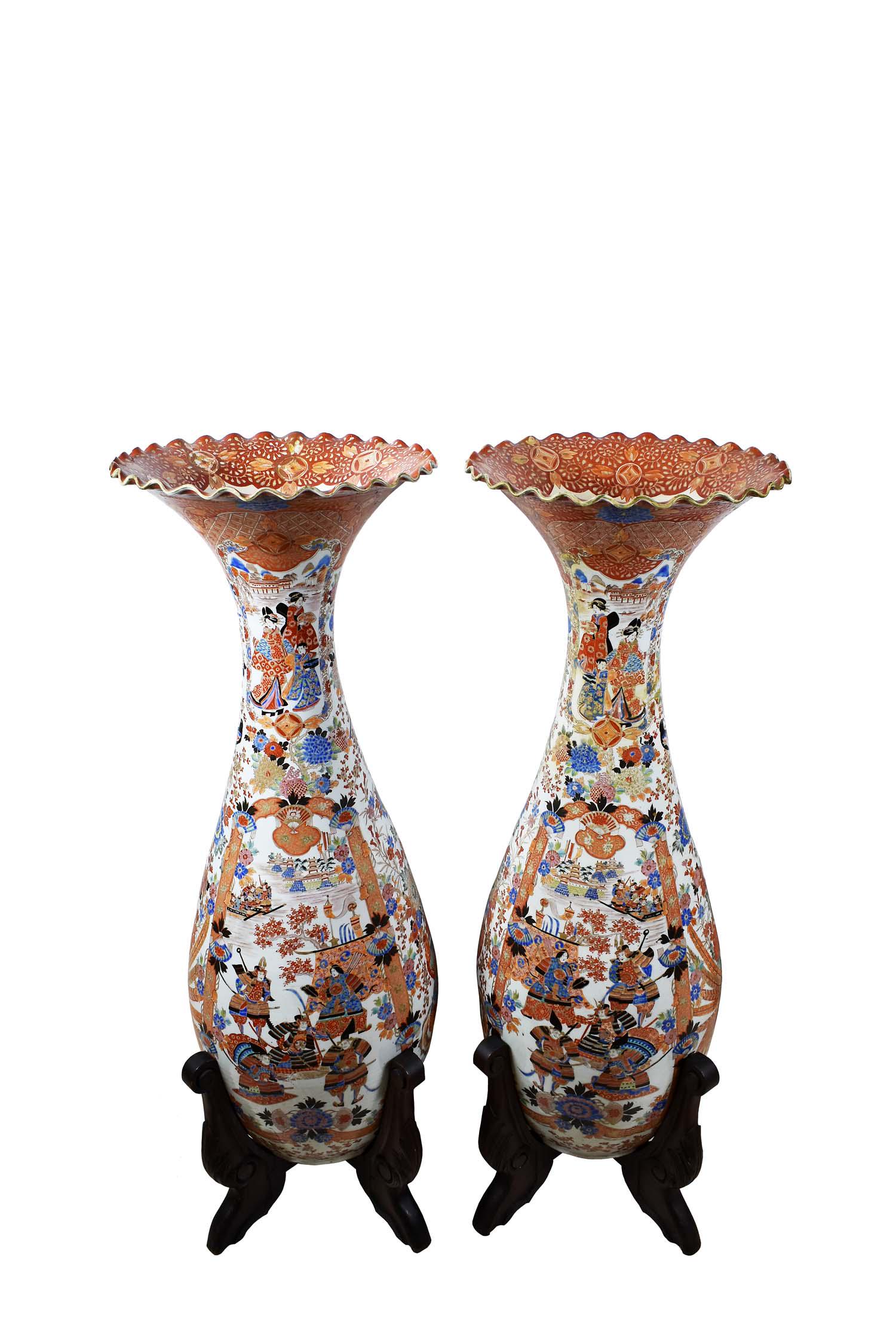 MONUMENTAL PAIR OF JAPANESE IMARI PORCELAIN VASES (1 of 8)