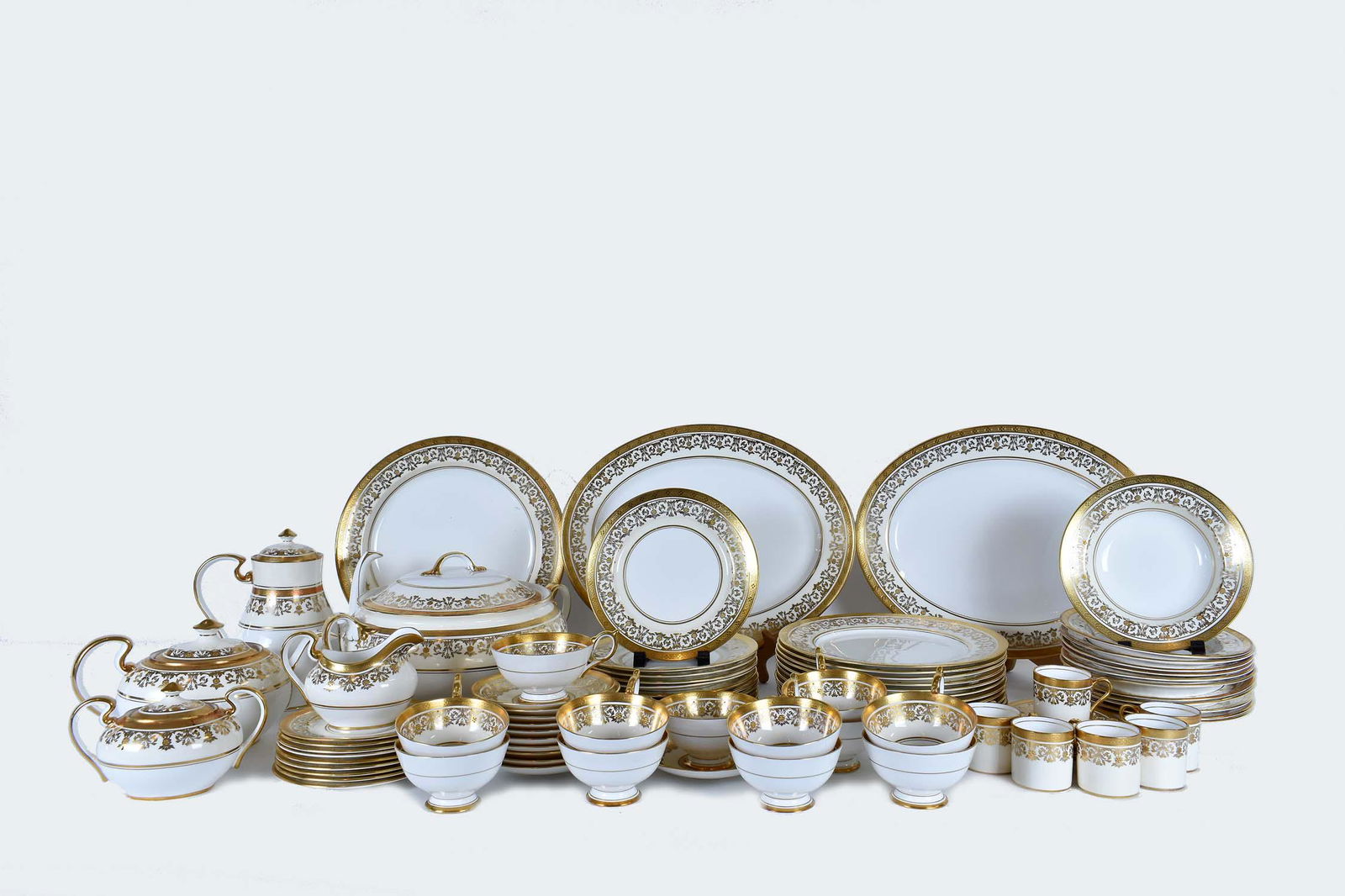 ENGLISH EIGHTY-SEVEN PIECE PORCELAIN DINNER SERVICE (1 of 11)