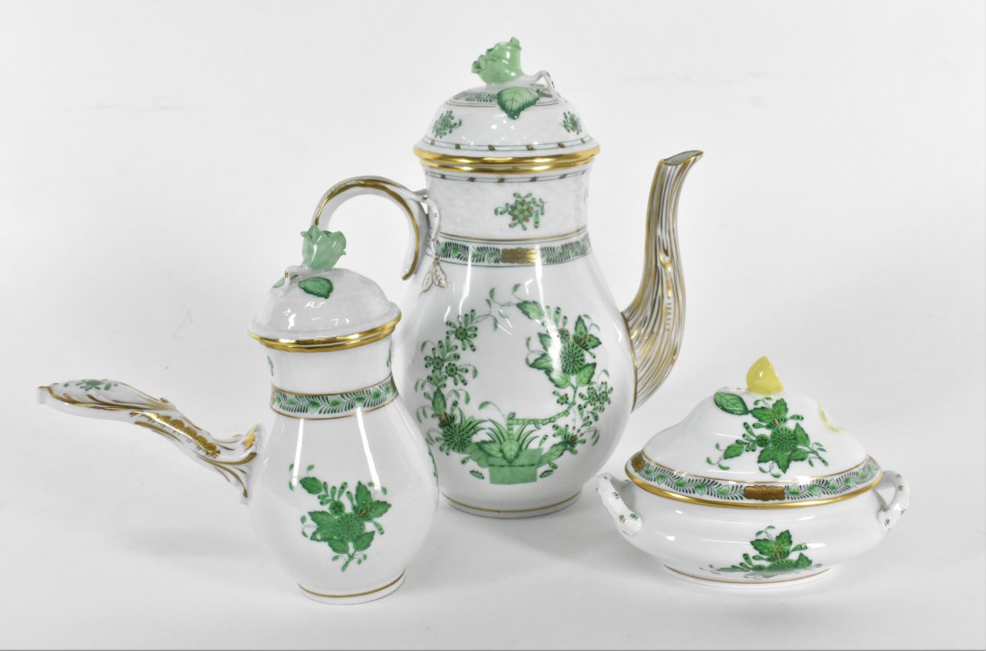 THREE PIECE HEREND PORCELAIN COFFEE SERVICE (1 of 4)