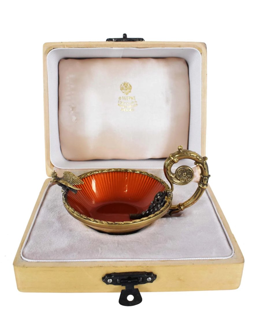 RUSSIAN GILT SILVER DIAMOND MOUNTED ENAMEL KOVSH (1 of 5)