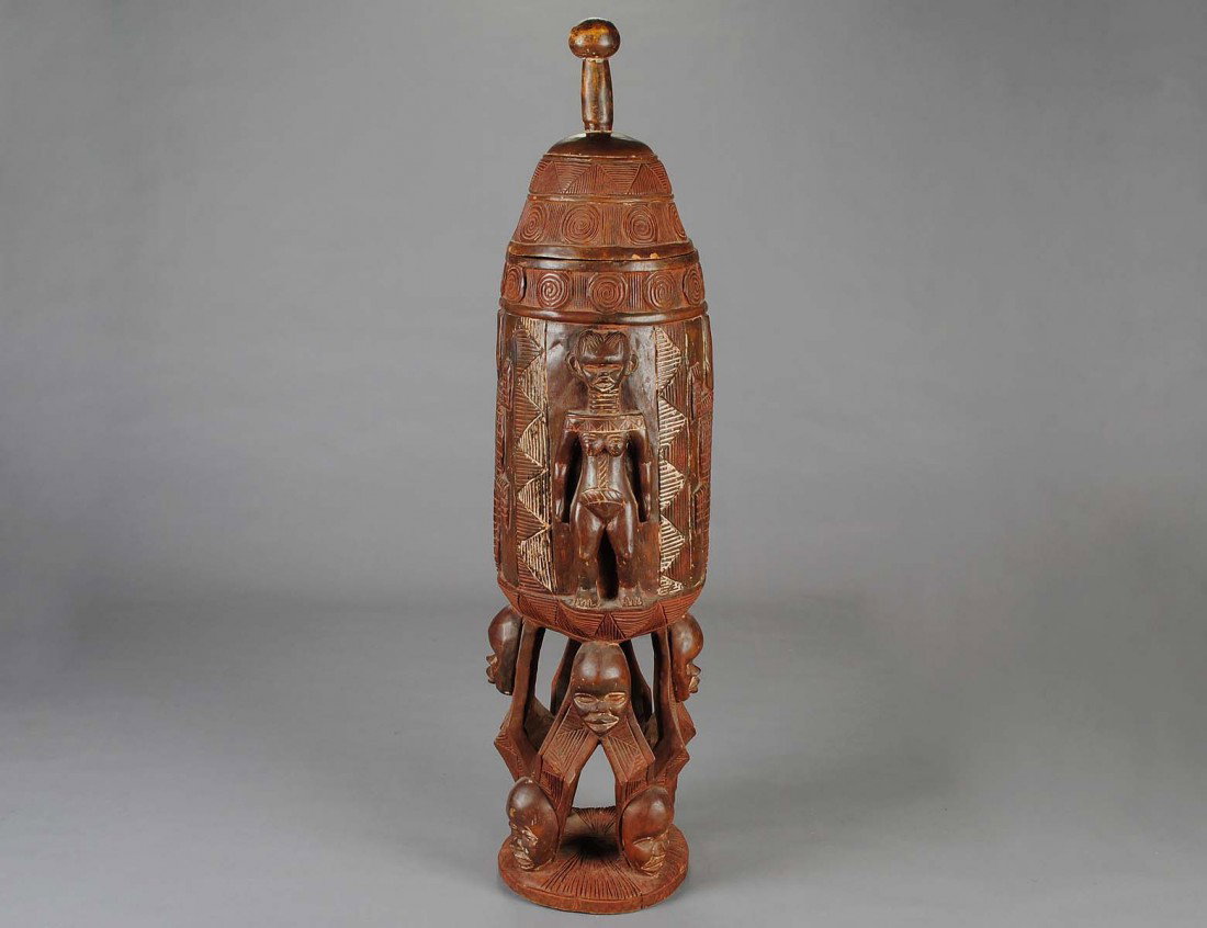 LARGE LIBERIAN WEST AFRICAN EFFIGY COVERED VESSEL: Wood. Height 56". (Cond: overall good with nicks and chips) (400/600)