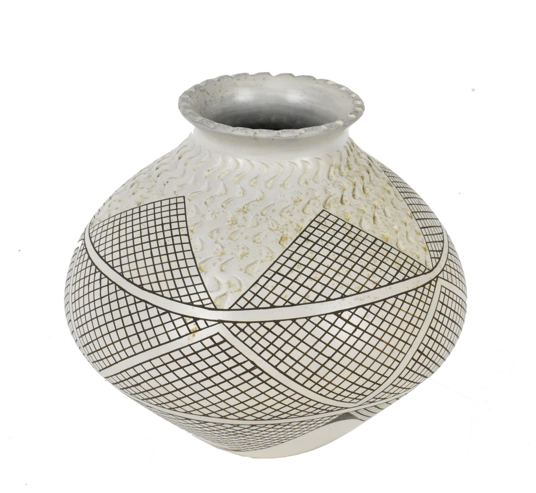 Native American Quezada Casas Grande Pottery Vase, signed Dora Quezada underside, 7 3/4" h. (1 of 4)