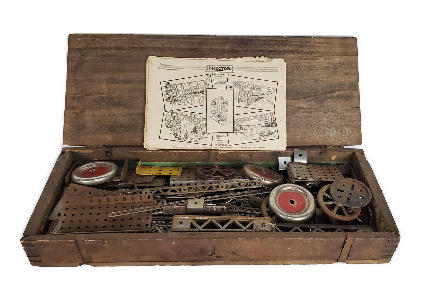 Vintage Erector Set, with instruction booklet, all in wood box. (1 of 3)