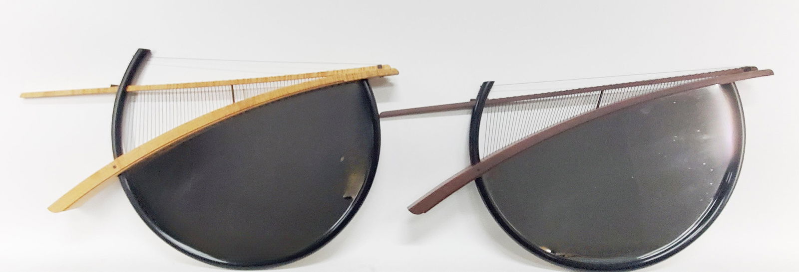 Pair of Contemporary Wood and Fiber Elliptical Wall Mirrors, 16 1/2" x 27 1/4": Pair of Contemporary Wood and Fiber Elliptical Wall Mirrors, 16 1/2" x 27 1/4"