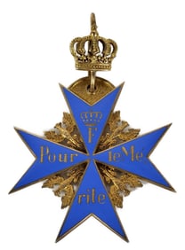 German WWI Pour Le Merite (Blue Max) Teutonic Knights Order Medal, 3" x 2 1/2" , Note: Given to