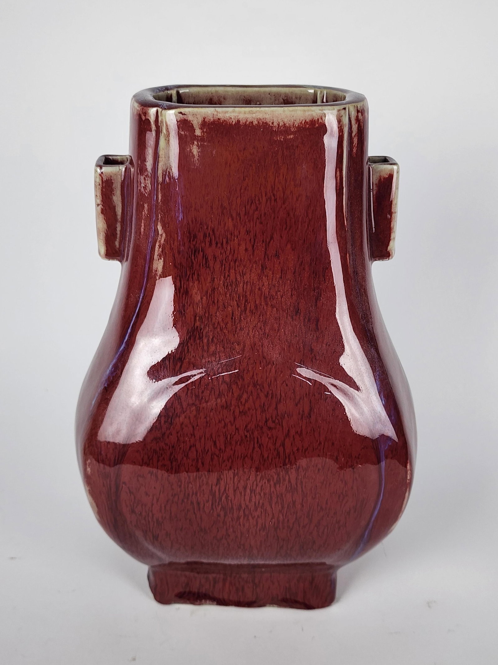 Chinese Large Porcelain Red Flambe/Sang de Boeuf Glazed Daoguang Style Hu Vase, with character mark, (1 of 5)