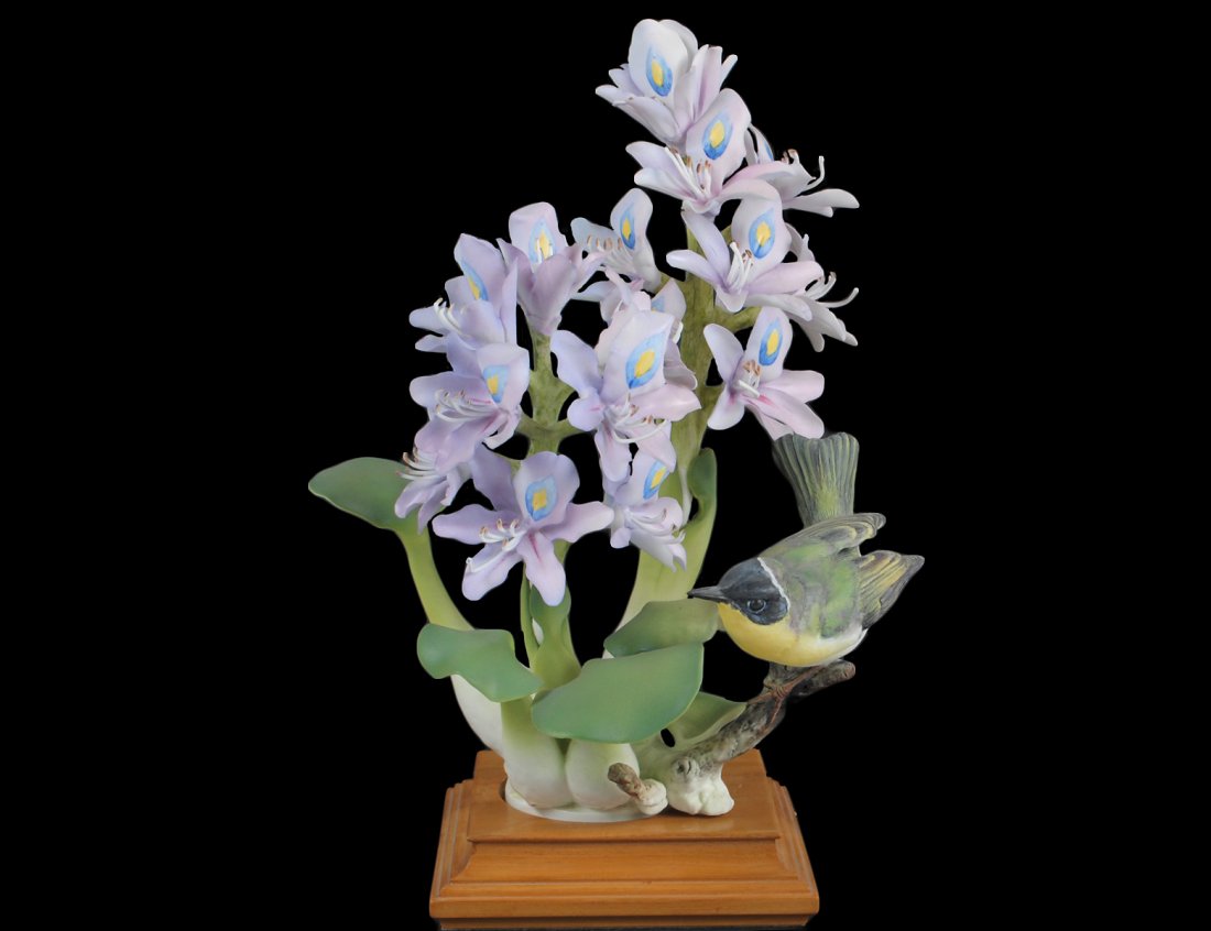 D. DOUGHTY PORCELAIN "YELLOW THROAT": English. 1954. By Royal Worcester. Limited Edition of 350. With wood stand. Height 12". (300/400)