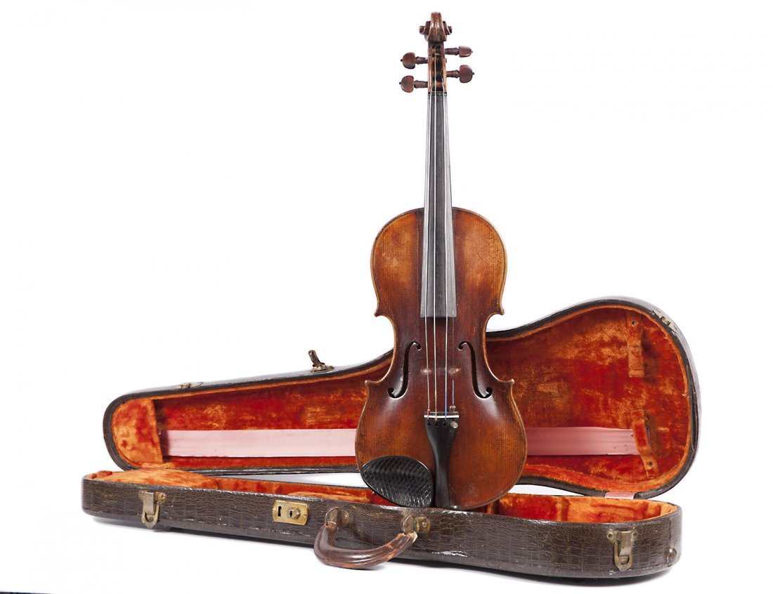 GERMAN VIOLIN: Circa 1870. Possibly Markneukirchen. Length 363 mm. With spurious label. (400/600)