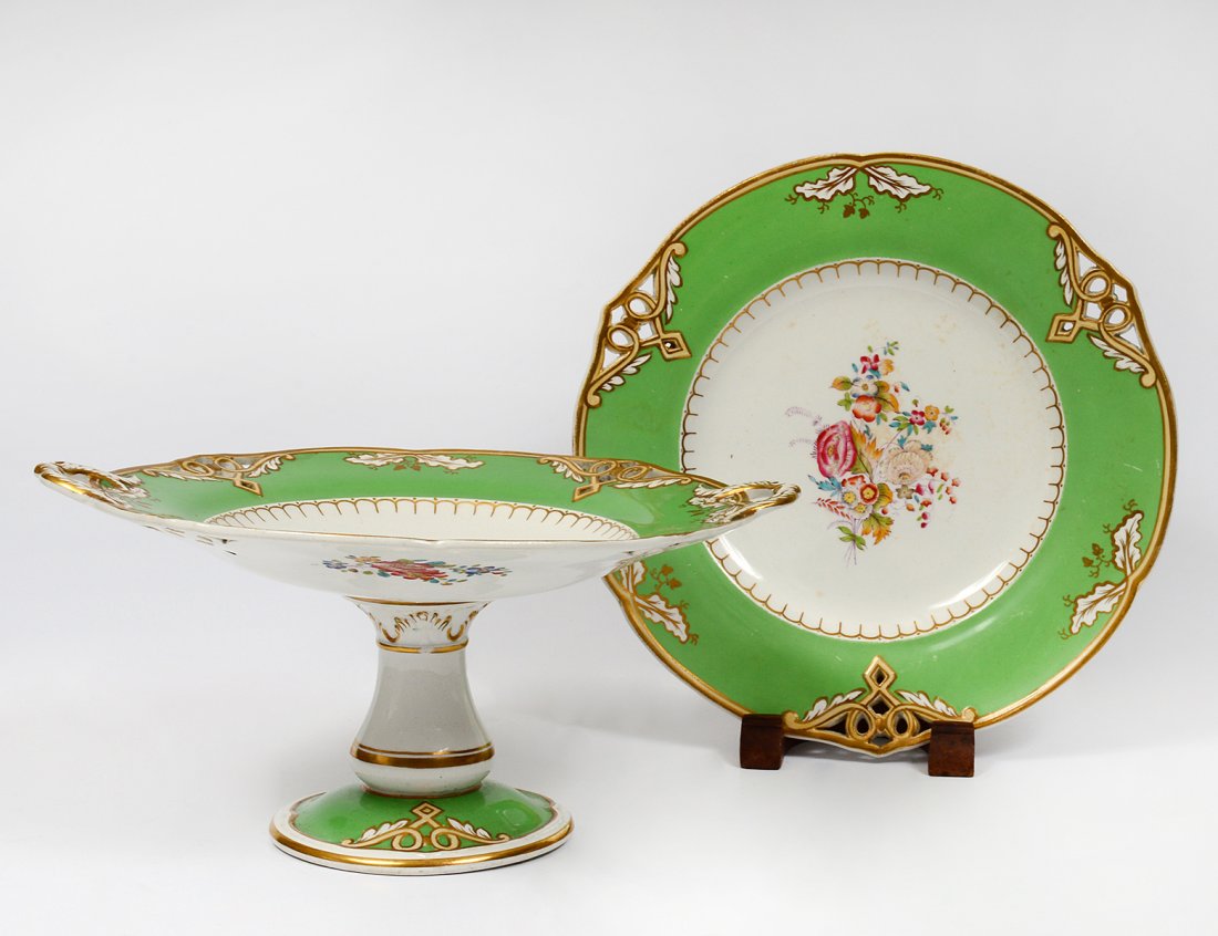 EIGHT PIECE WEDGWOOD PORCELAIN DESSERT SERVICE: English. Circa 1900. Impressed mark. Comprising: six cake plates and two pedestal cake stands. (250/350)