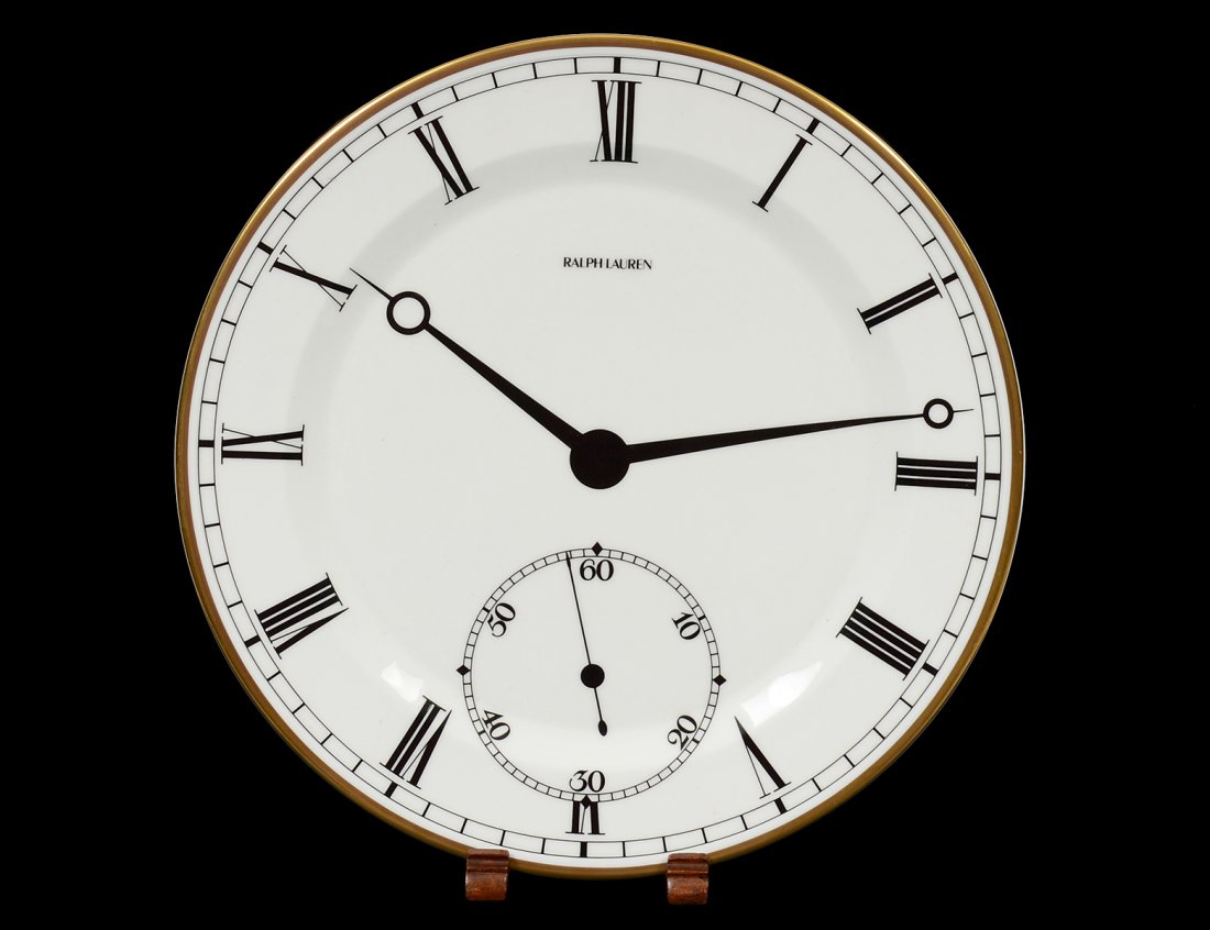 WEDGWOOD PORCELAIN CHARGER: English. Designed by Ralph Lauren as a timepiece. Diameter 12 1/4". (100/150)